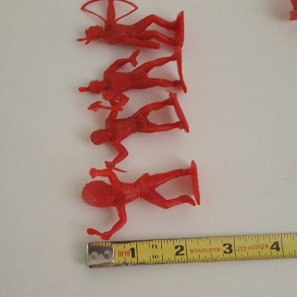 Vintage Plastic Toys Native American and Cowboy Figures - Picture 8 of 14